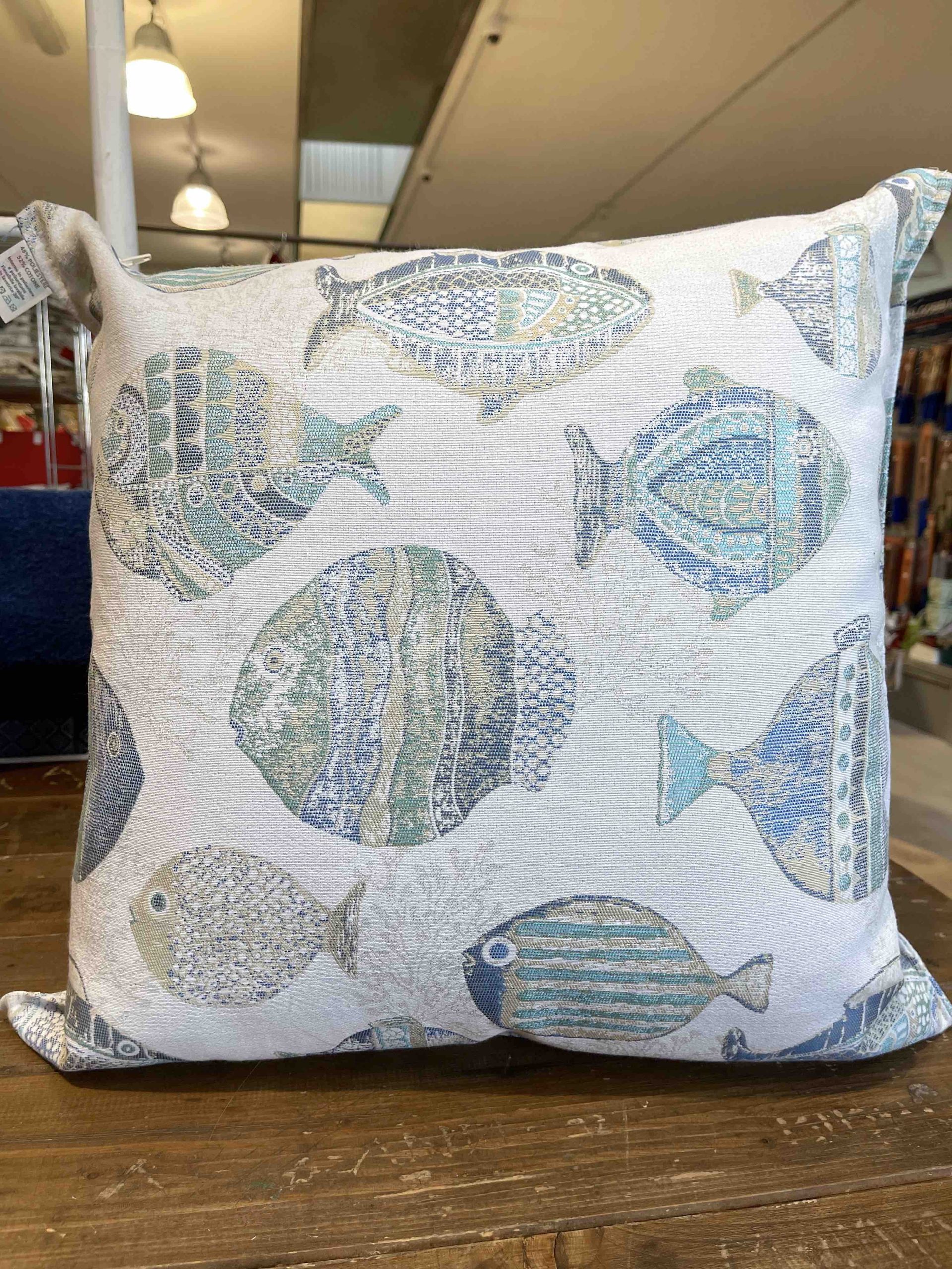 CUSCINO ARREDO PESCE PALLA