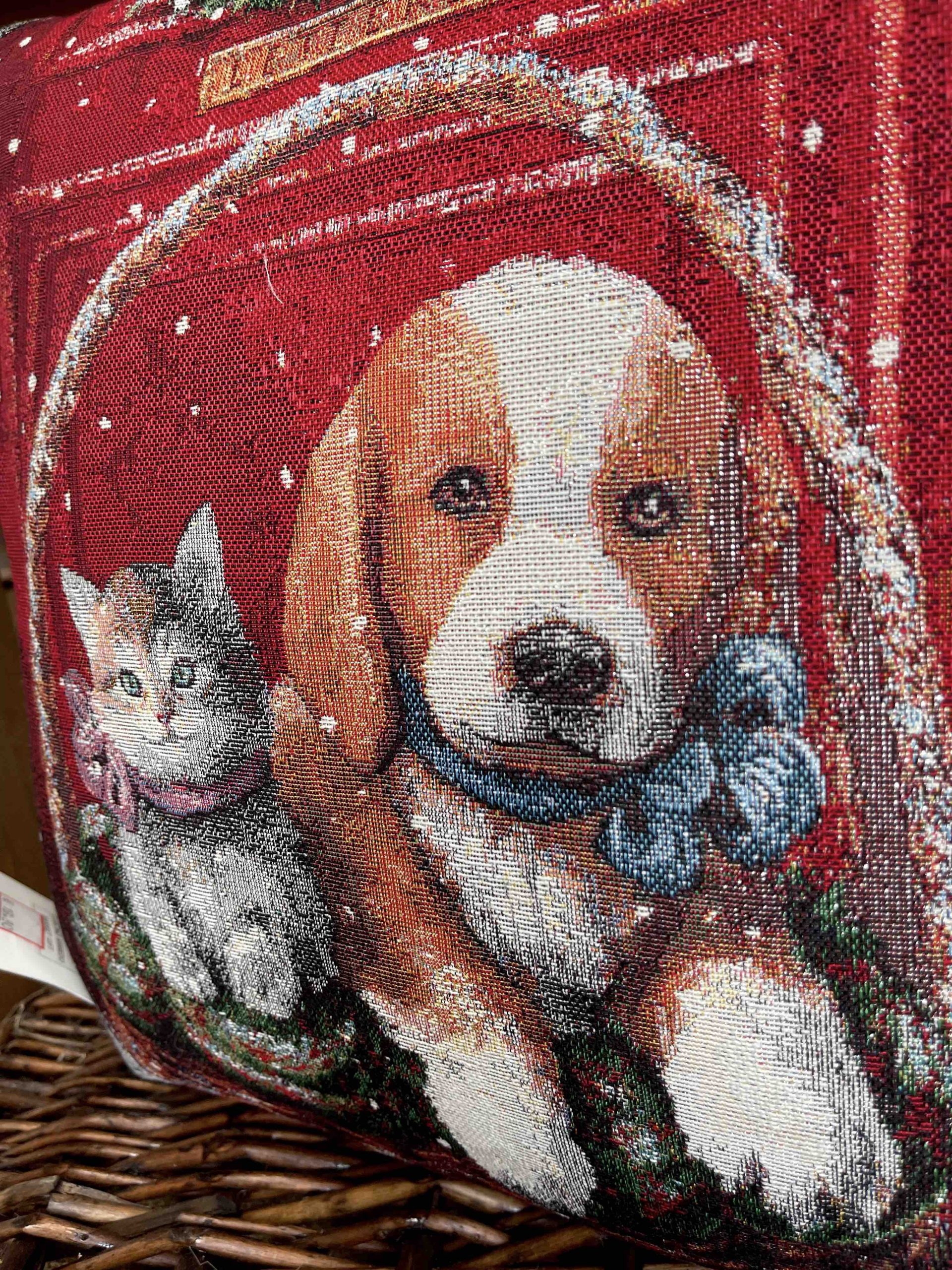 CUSCINO ARREDO CUCCIOLI NATALE