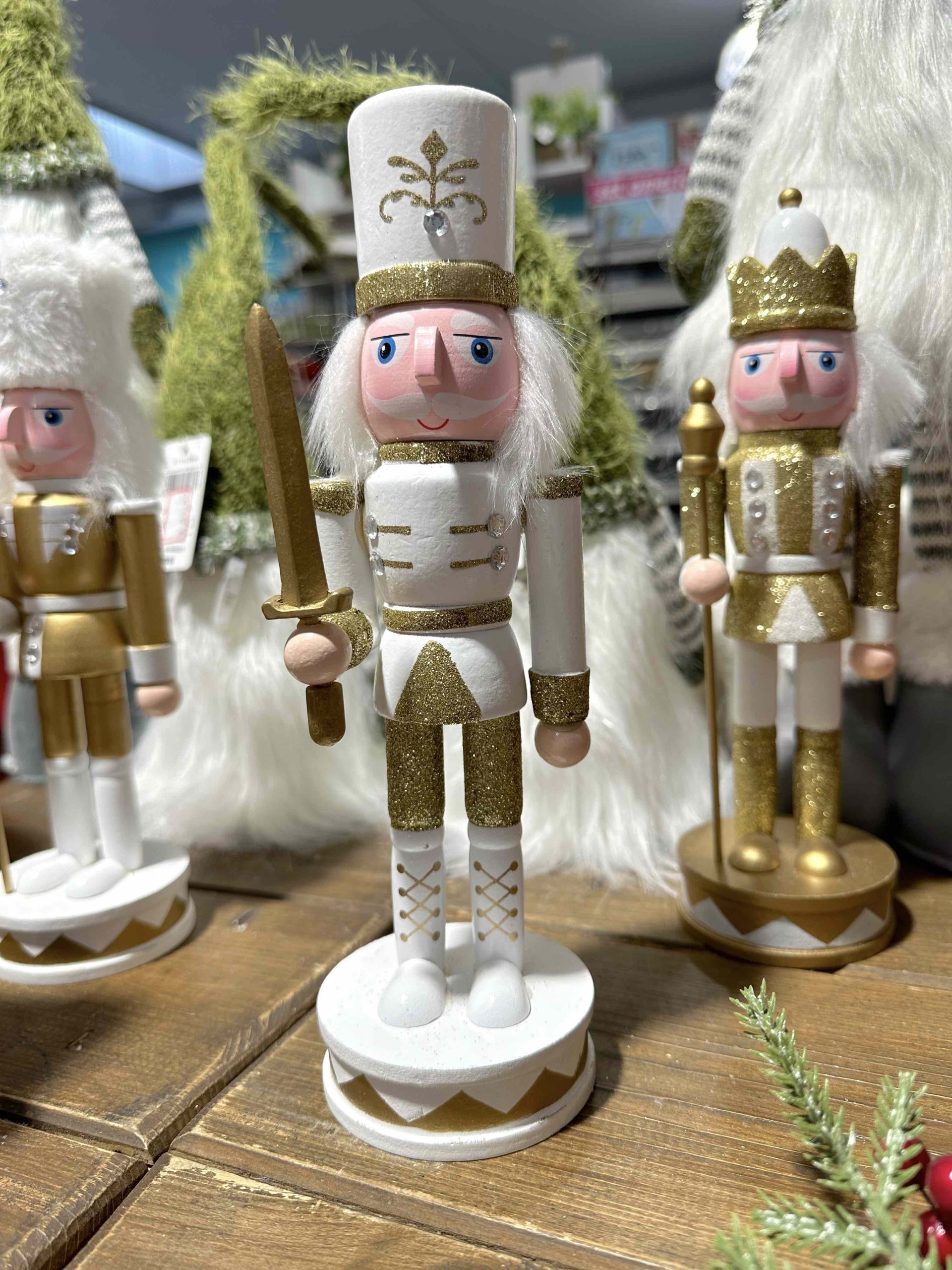 SCHIACCIANOCI BIANCO H25