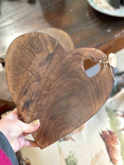 TAGLIERE CUORE LEGNO