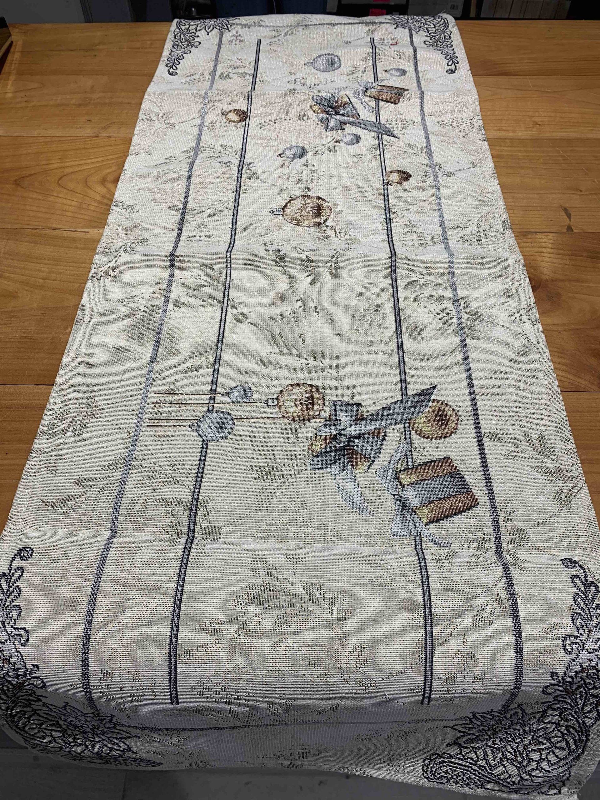 RUNNER NATALE PACCHETTI ARGENTO 40X100