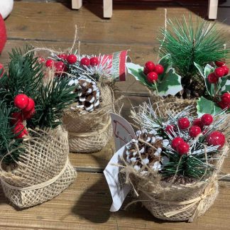 BOUQUT NATALIZIO CON JUTA