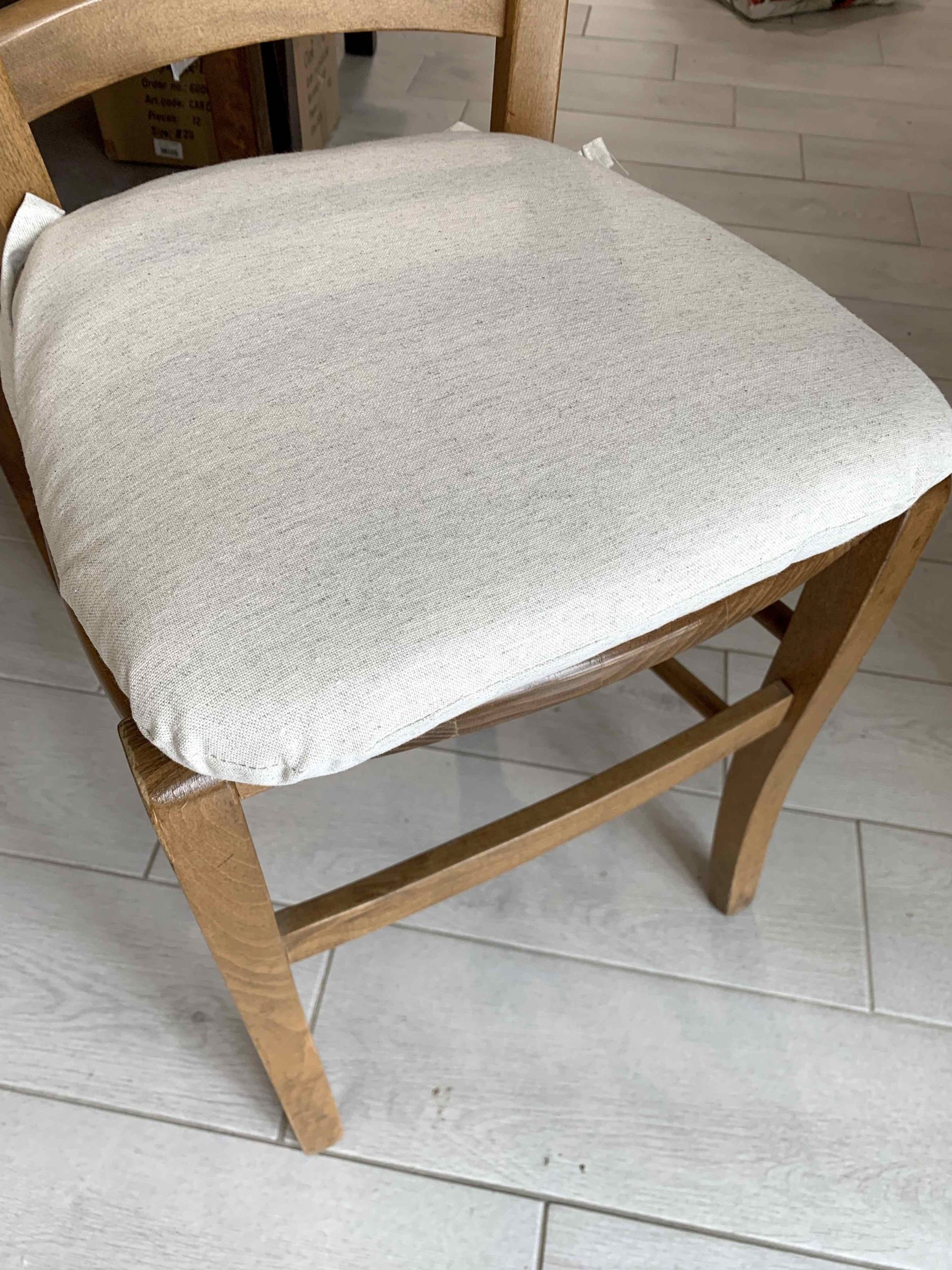 CUSCINO FORMA SEDIA SFODERABILE NATURA BIANCO