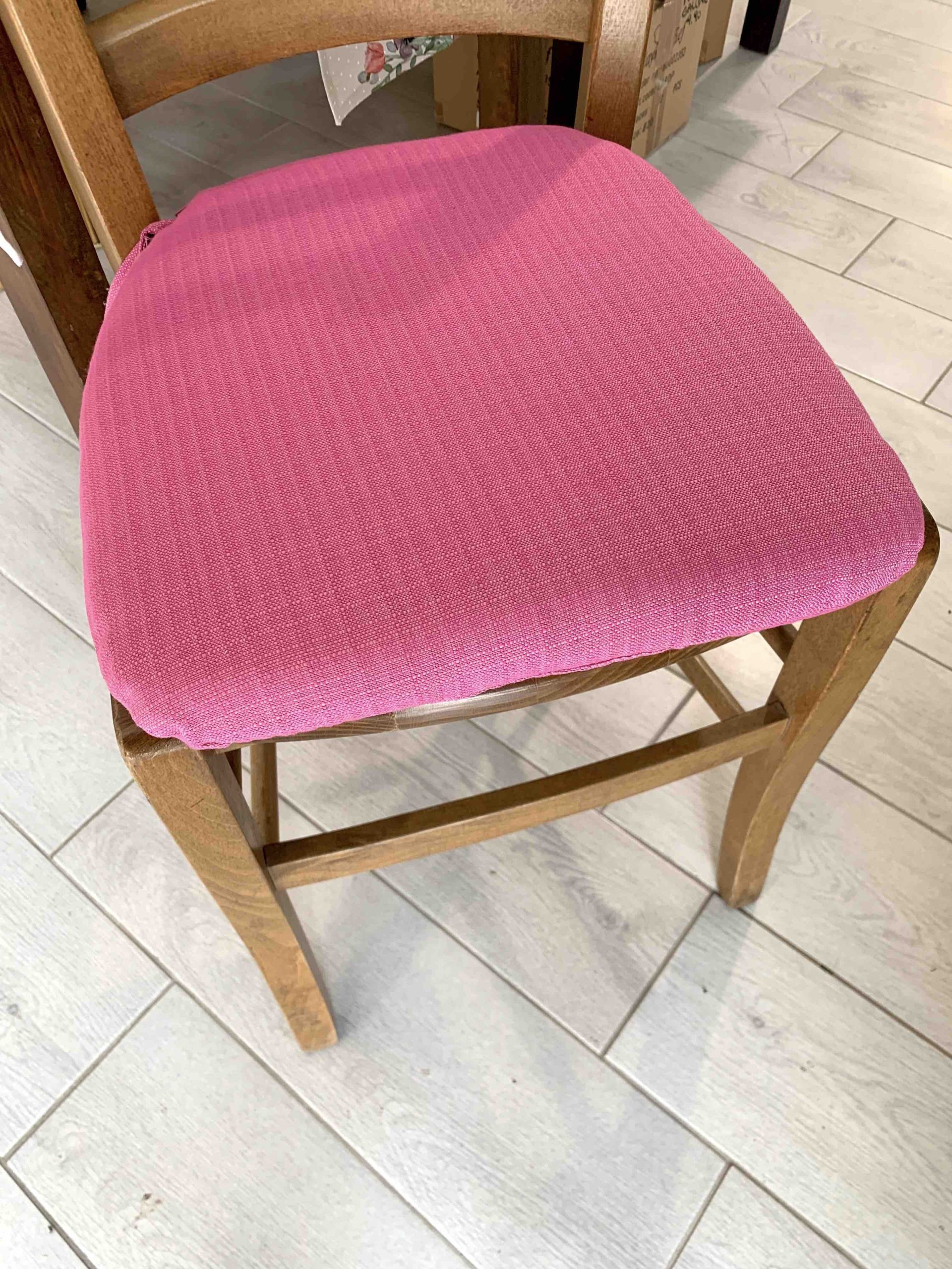 CUSCINO FORMA SEDIA SFODERABILE FUCSIA