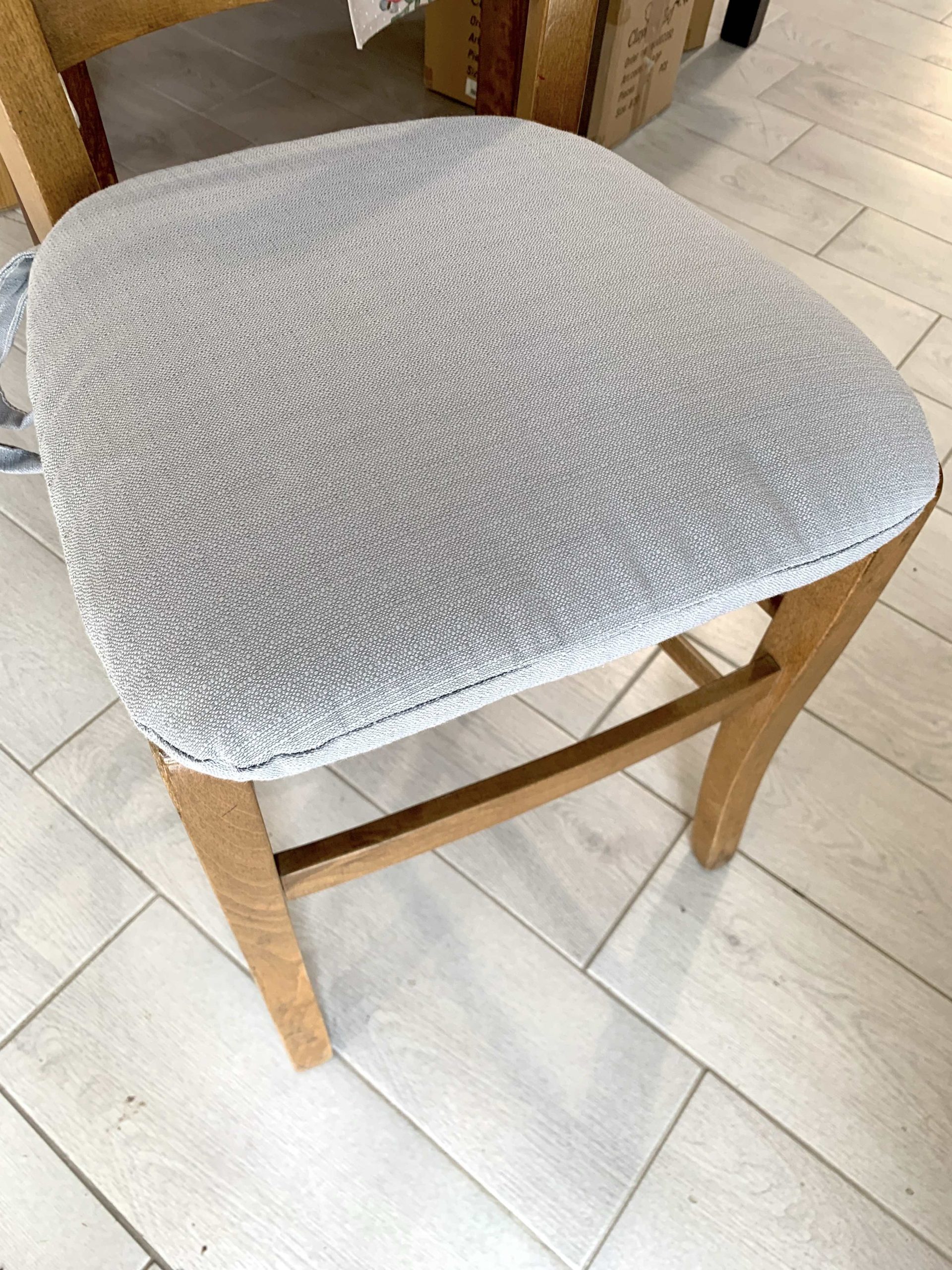 CUSCINO FORMA SEDIA SFODERABILE GRIGIO