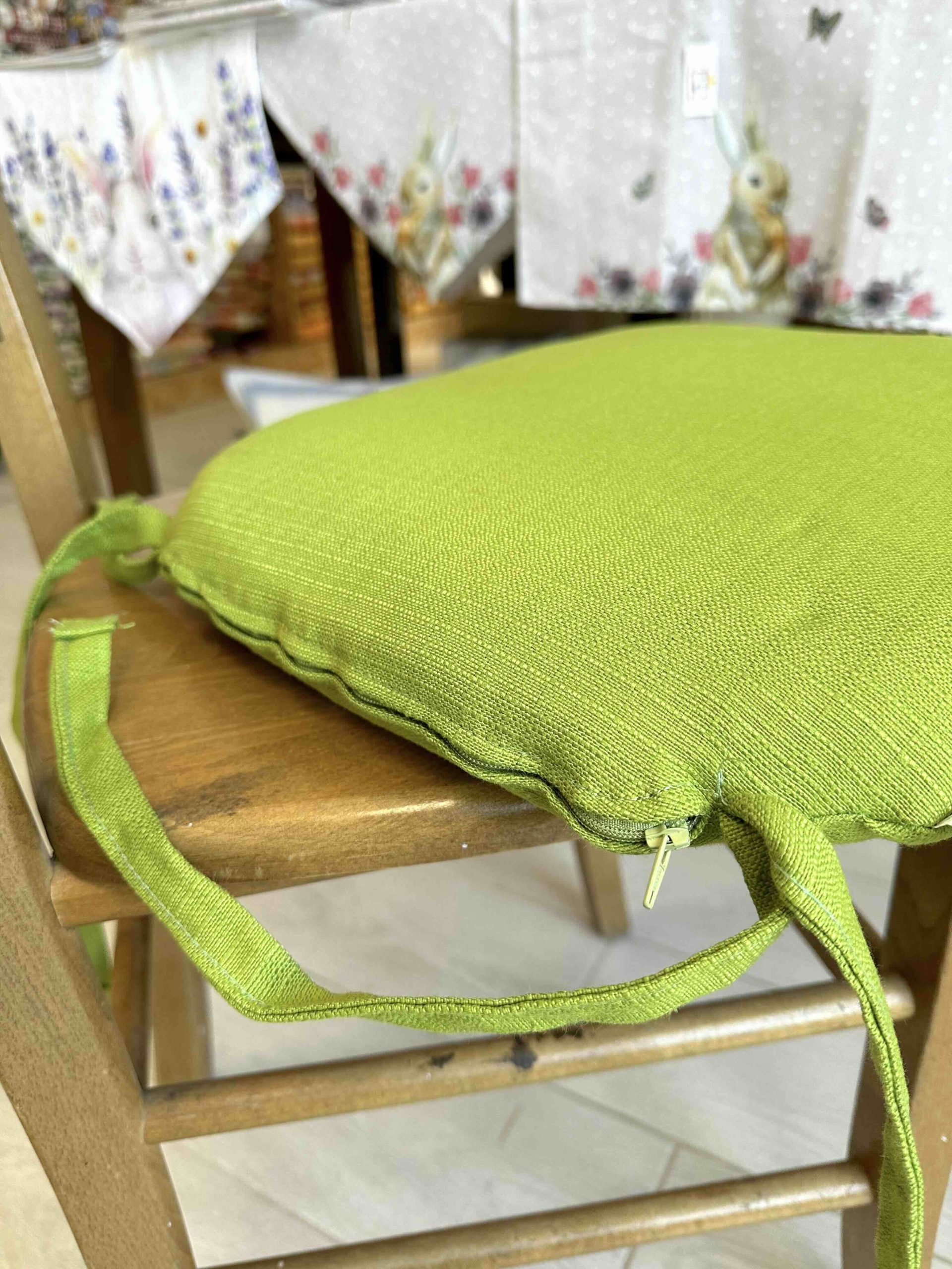 CUSCINO FORMA SEDIA C/CERNIERA VERDE