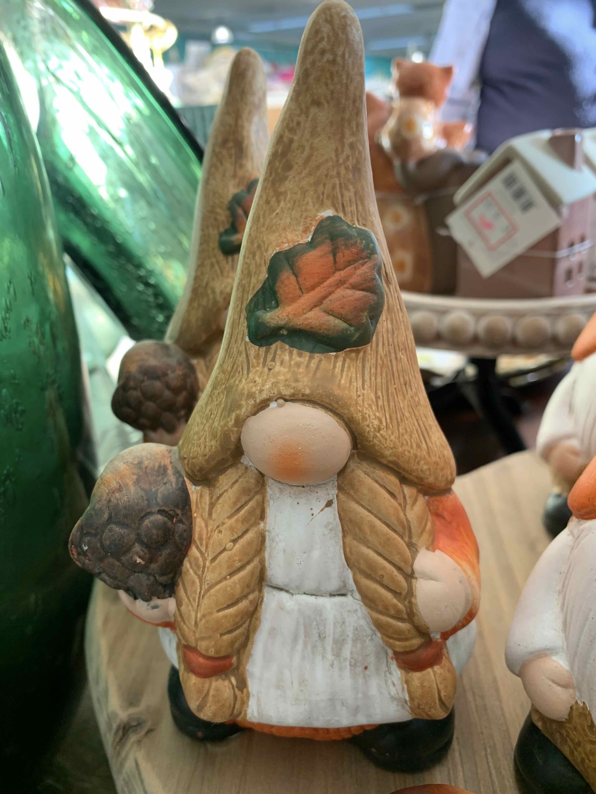 DECORAZIONE CERAMICA GNOMO AUTUNNO