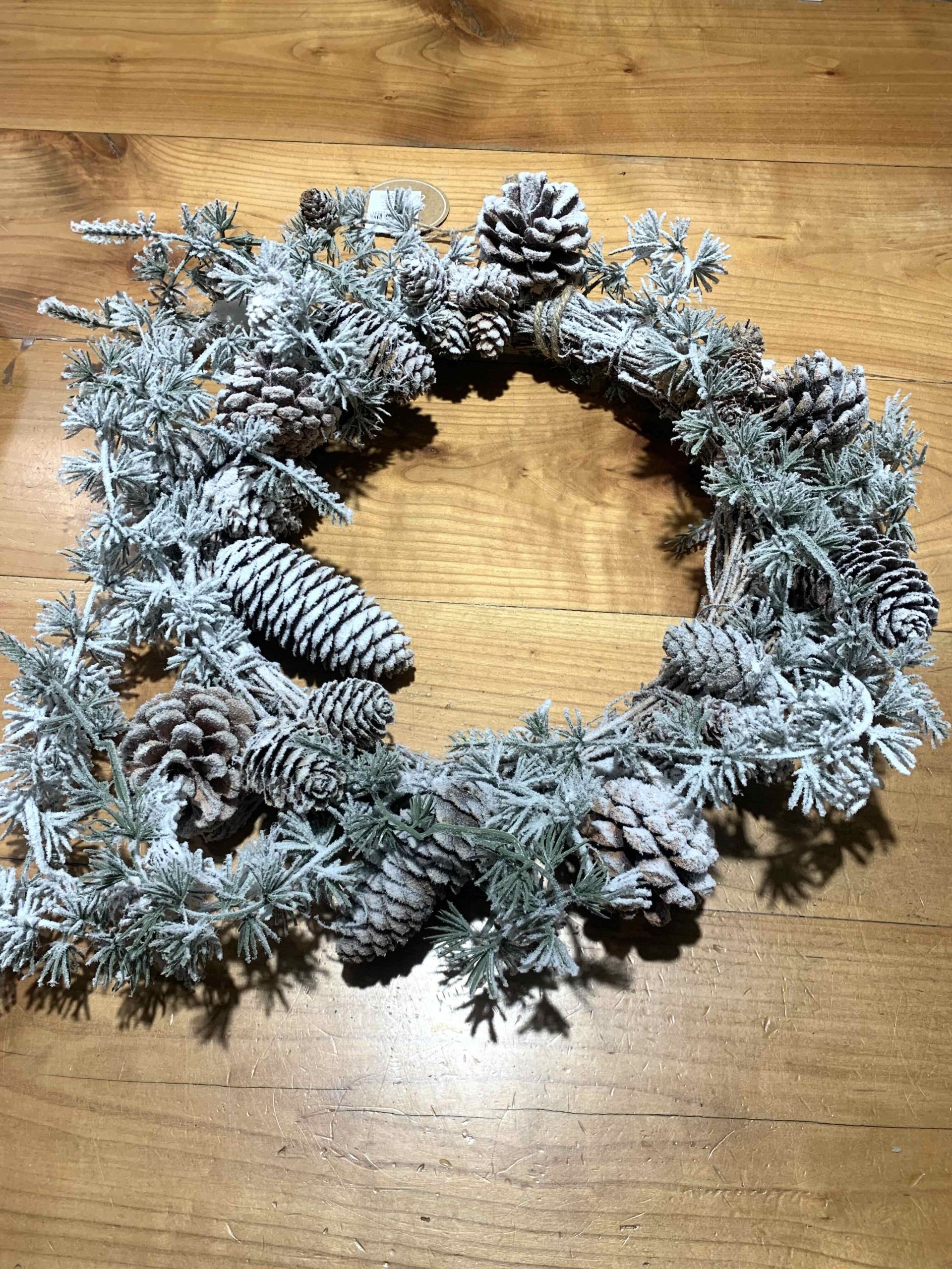 GHIRLANDA INNEVATA PIGNE