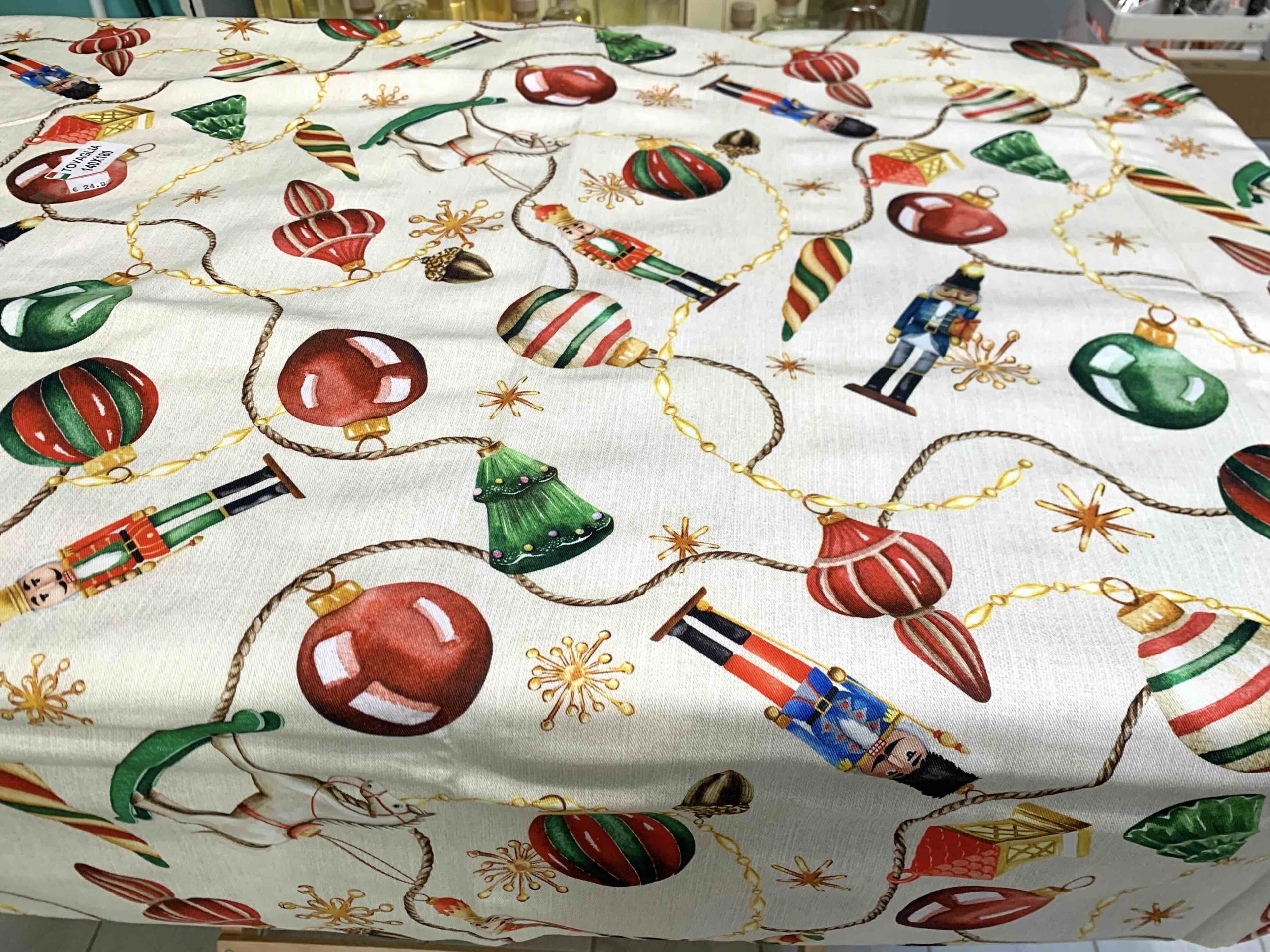 TOVAGLIA BALOCCHI SCHIACCIANOCI