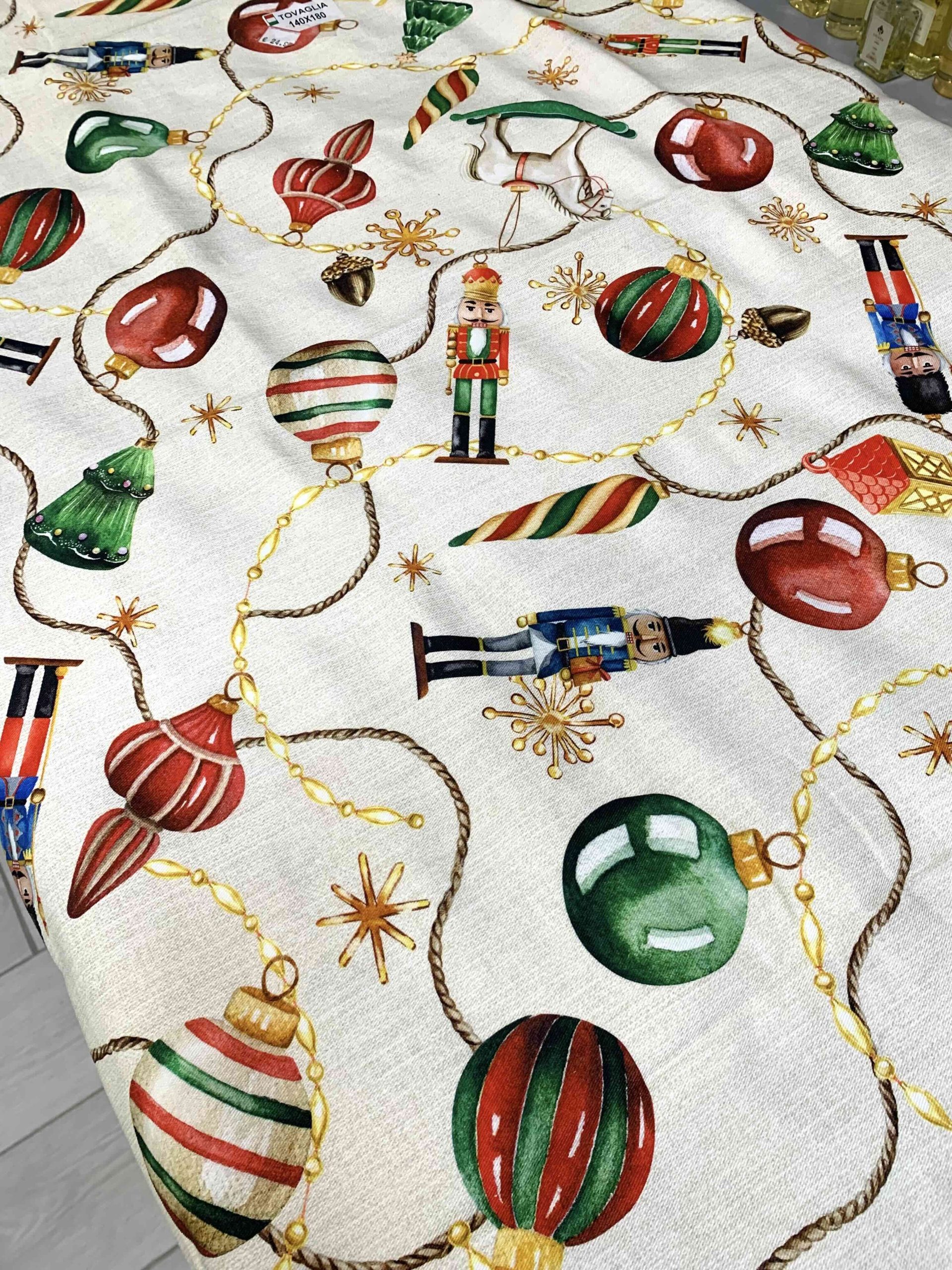 TOVAGLIA BALOCCHI SCHIACCIANOCI