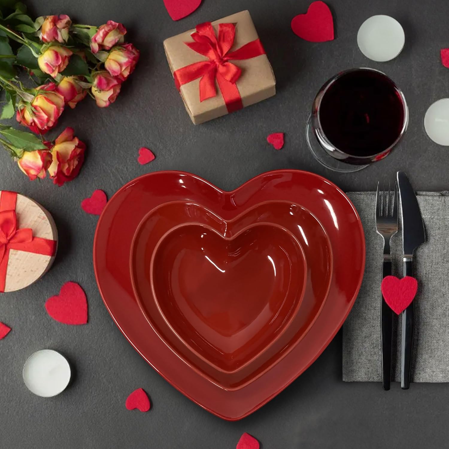 SERVIZIO TAVOLA CUORE ROSSO NUVOLE DI STOFFA