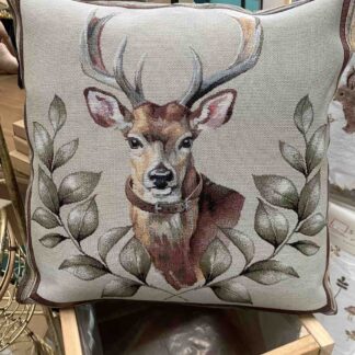 CUSCINO ARREDO CERVO COLLARE
