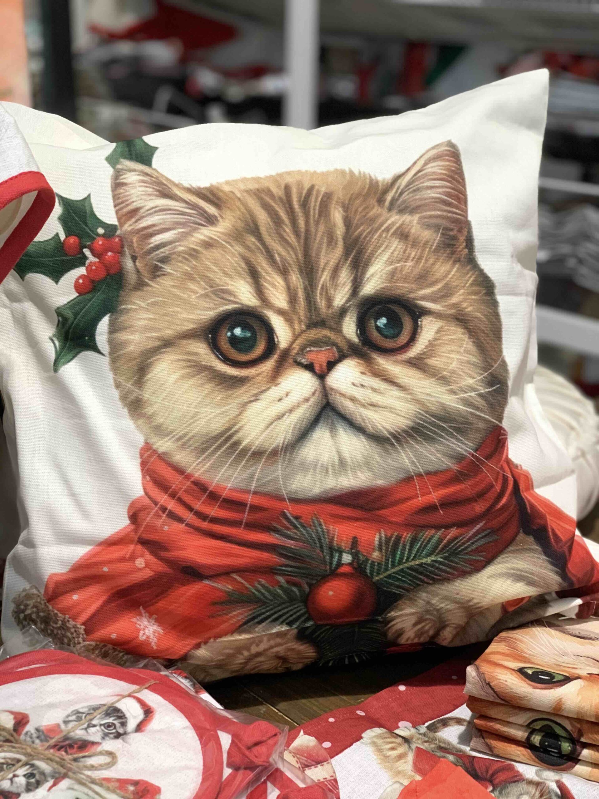 CUSCINO ARREDO GATTI NATALE - immagine 3