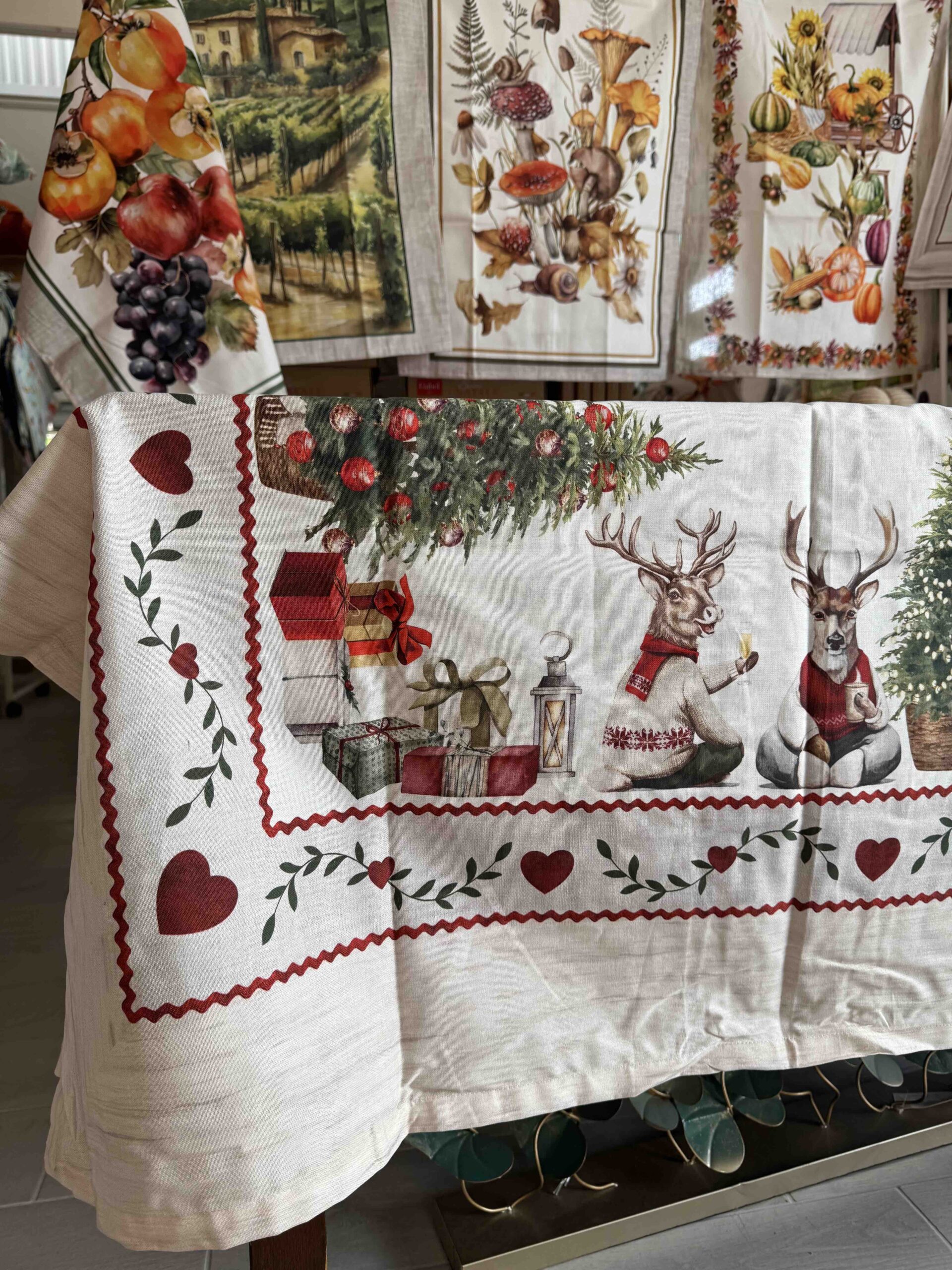TOVAGLIA CERVI NATALE FELICI