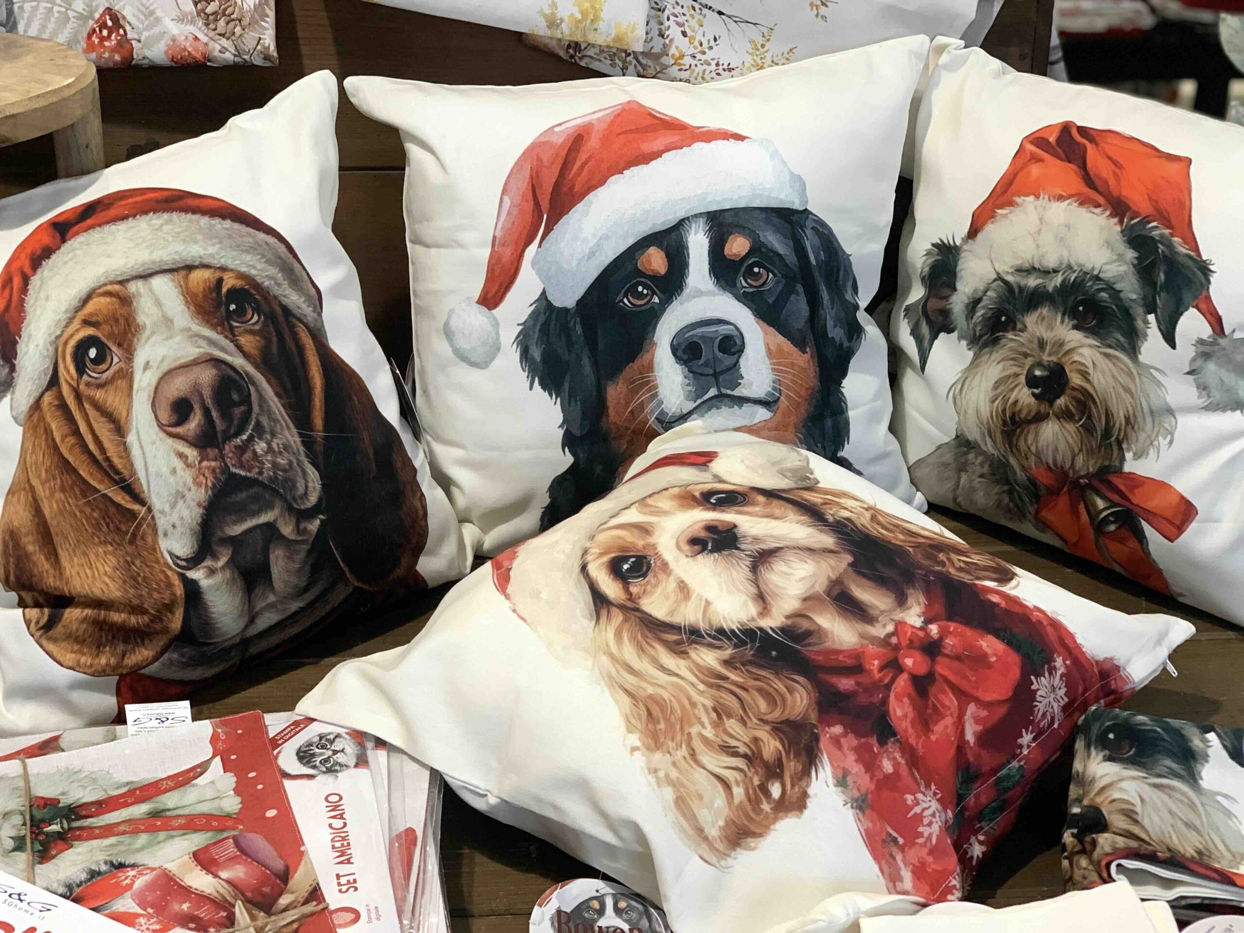 CUSCINO ARREDO CANI NATALE
