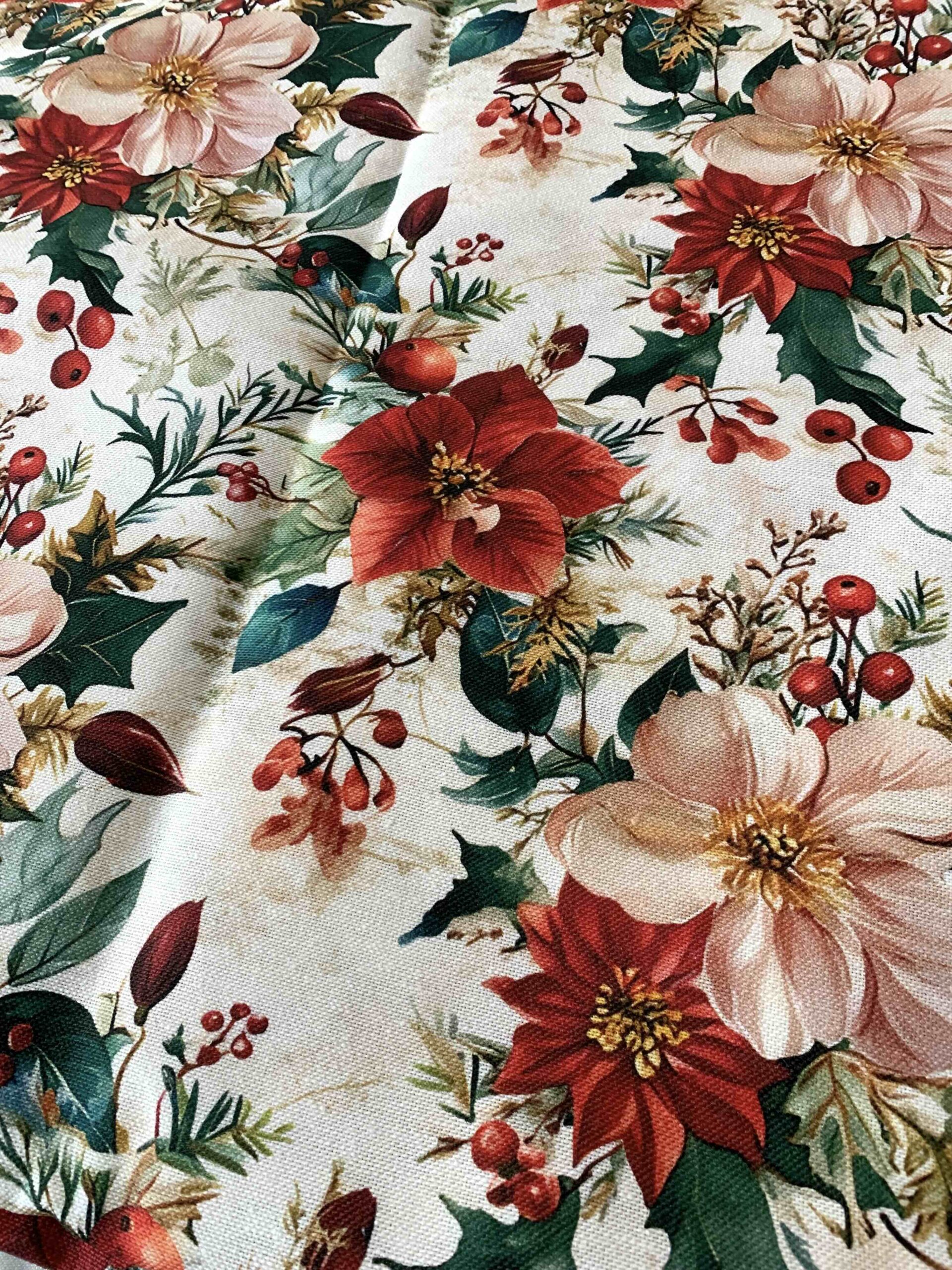 TOVAGLIA FIORI E BACCHE NATALE